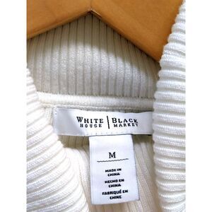 NEW Women's White House Black Market Ecru Ribbed Turtleneck Sweater Size M NWT